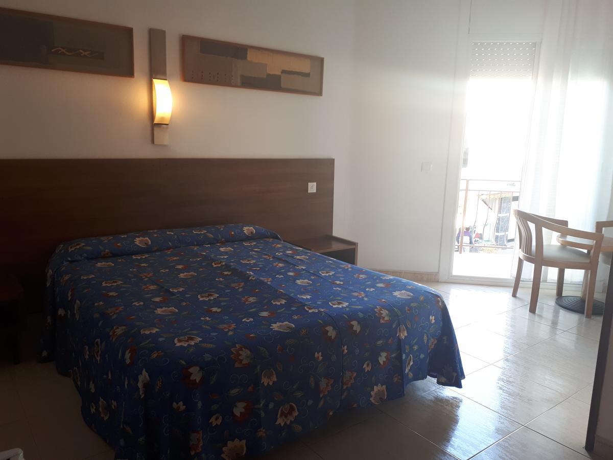 Hostal Margarita Pineda de Mar Buitenkant foto