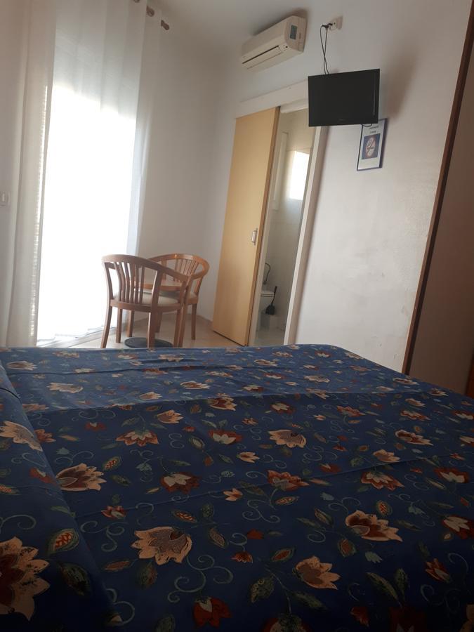 Hostal Margarita Pineda de Mar Buitenkant foto