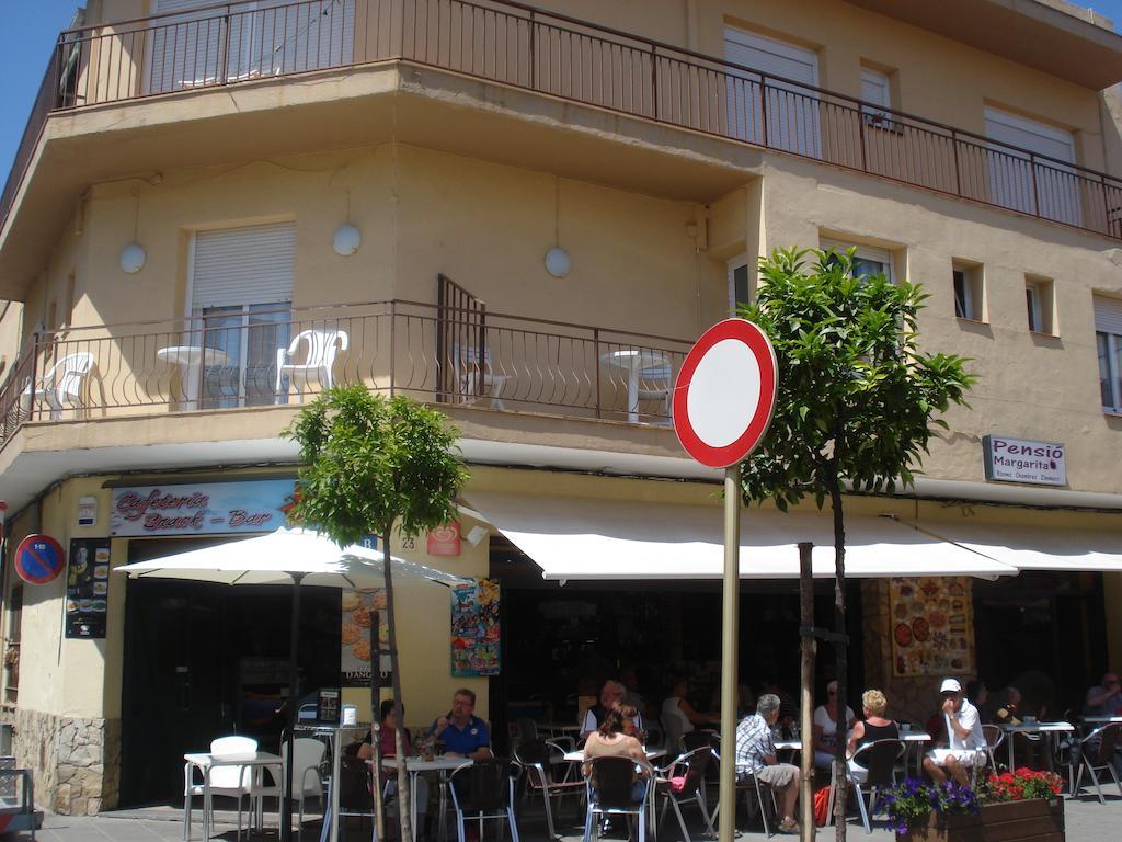 Hostal Margarita Pineda de Mar Buitenkant foto